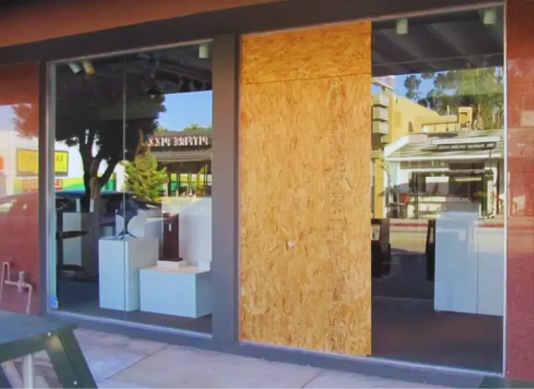 Mise en sécurité fermeture provisoire Pont-Saint-Esprit